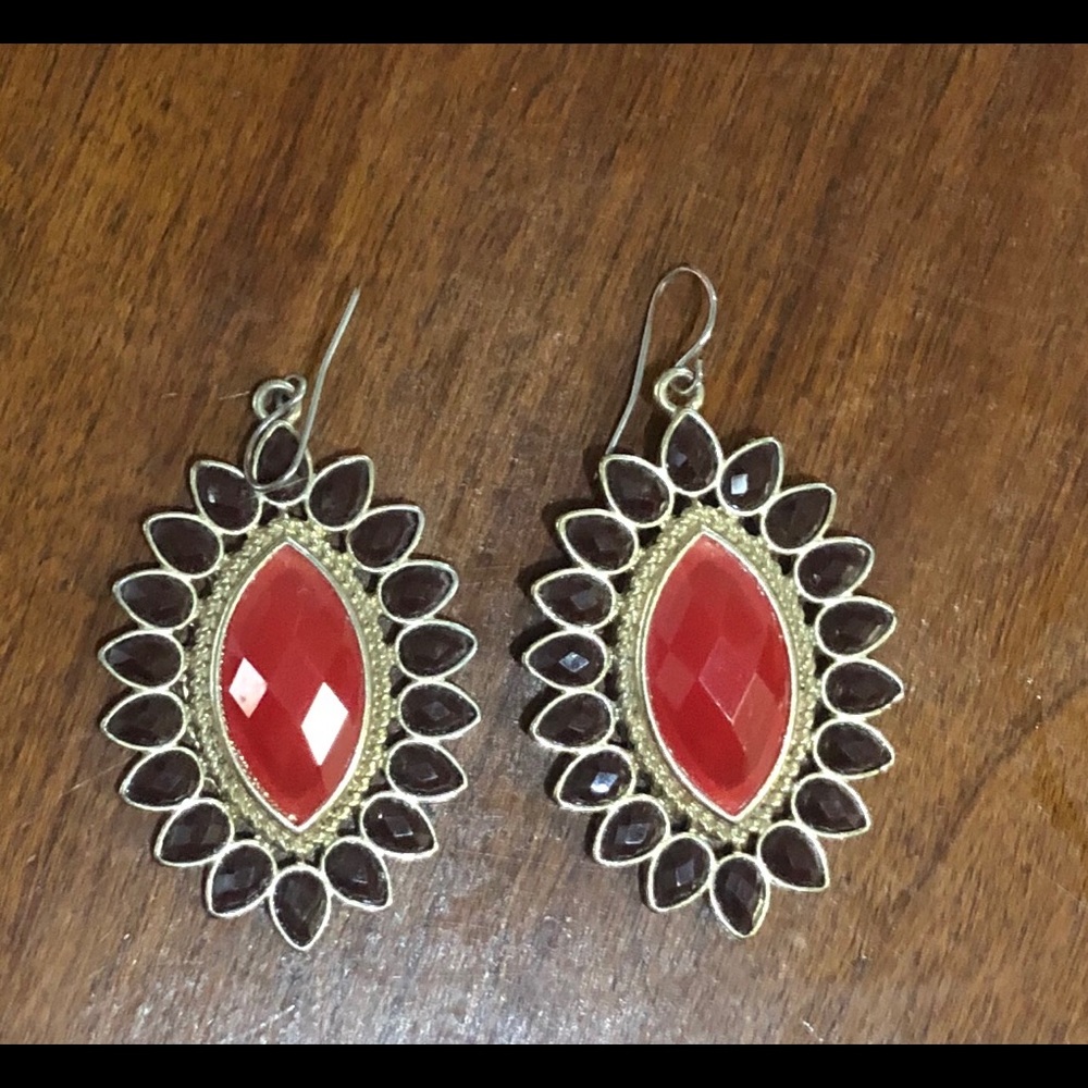 Statement Earring - Picture 2 of 2